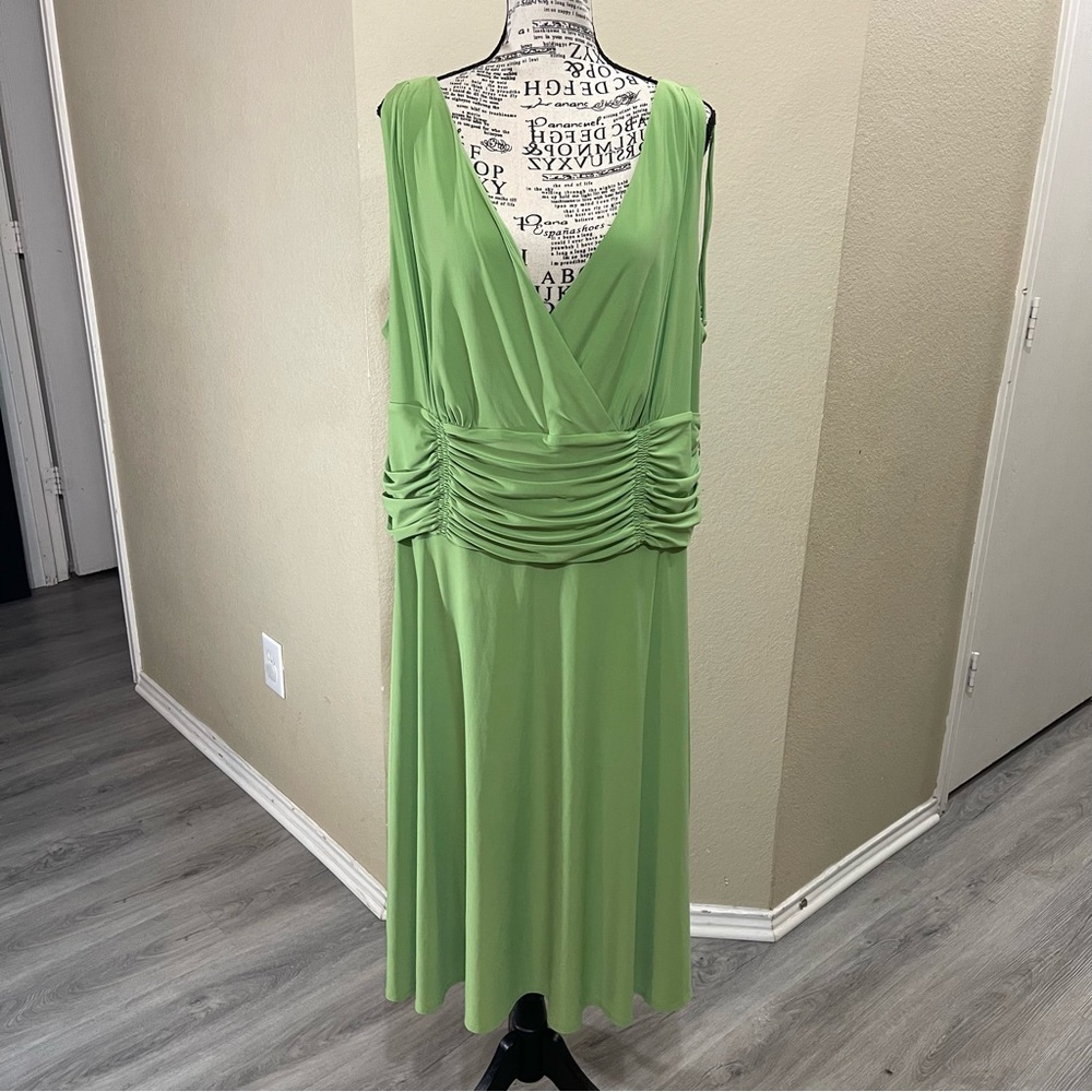 Scarlett Lime Green Ruched Midi Dress